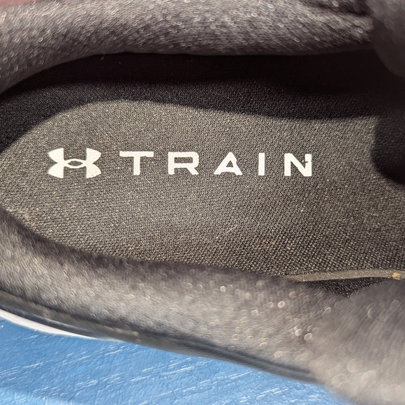 Mens Sz 15 Under Armour Charged Commit Training Running Shoes - Picture 4 of 7